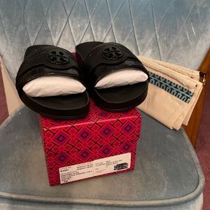 Tory Burch Anatomical slides